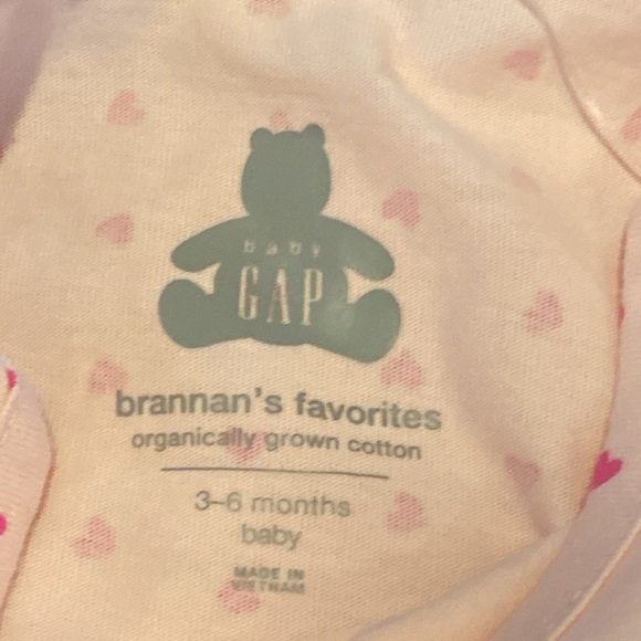 Lot of 2 new long sleeve onesies - Sz 3-6 months - Picture 2 of 4